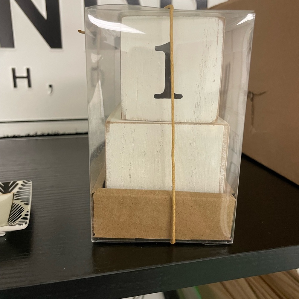 Francesca's Countdown Block Set - Picture 4 of 5